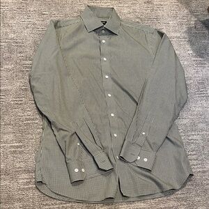 The Tie Bar Black and White Gingham Dress Shirt